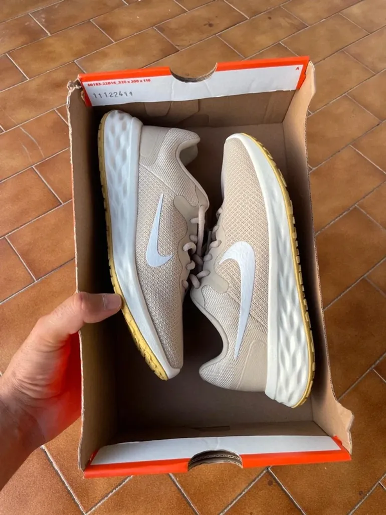 Used Nike Revolution 6 NN bike — image 10 of 10