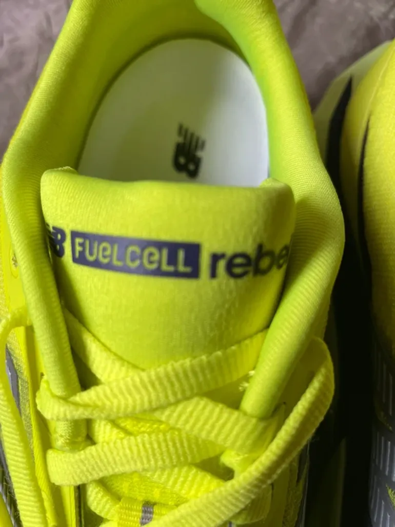 Używany New Balance FUELCELL REBEL V5 bike — zdjęcie 6 z 15