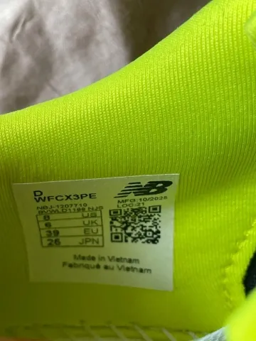 Używany New Balance FUELCELL REBEL V5 bike — zdjęcie 14 z 15