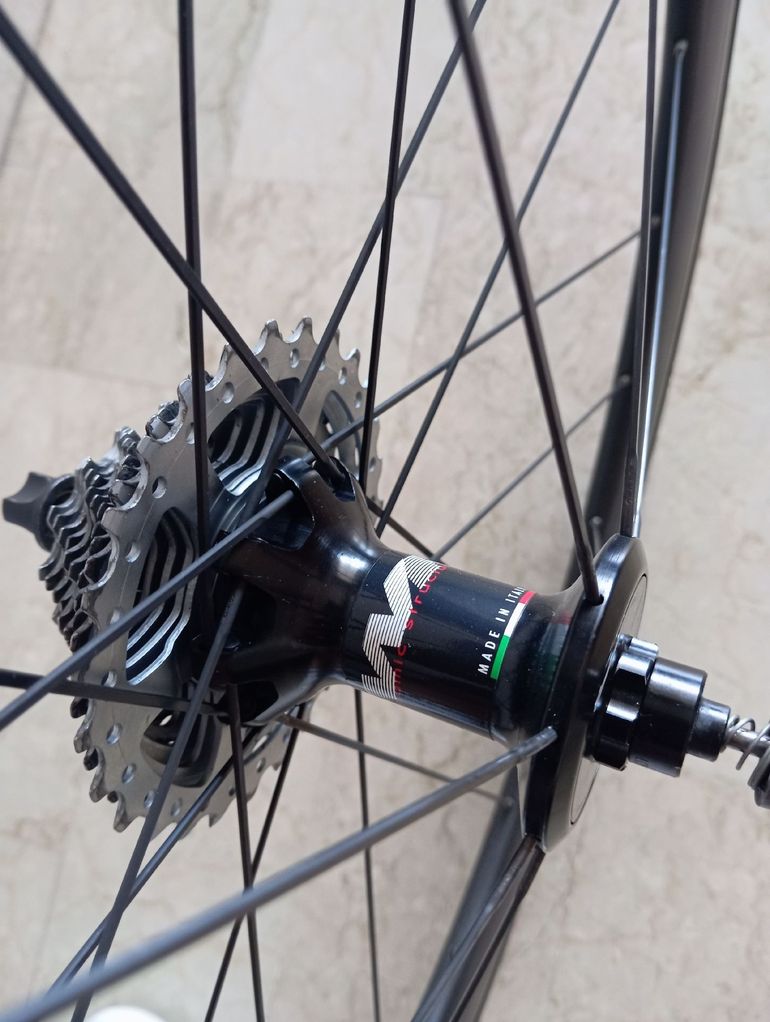 Miche Carbon Wheels bike usato — immagine 7 di 8