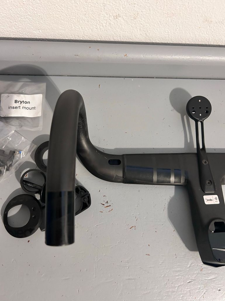 Used Deda Ala Nera Handlebar 2025 bike — image 5 of 11