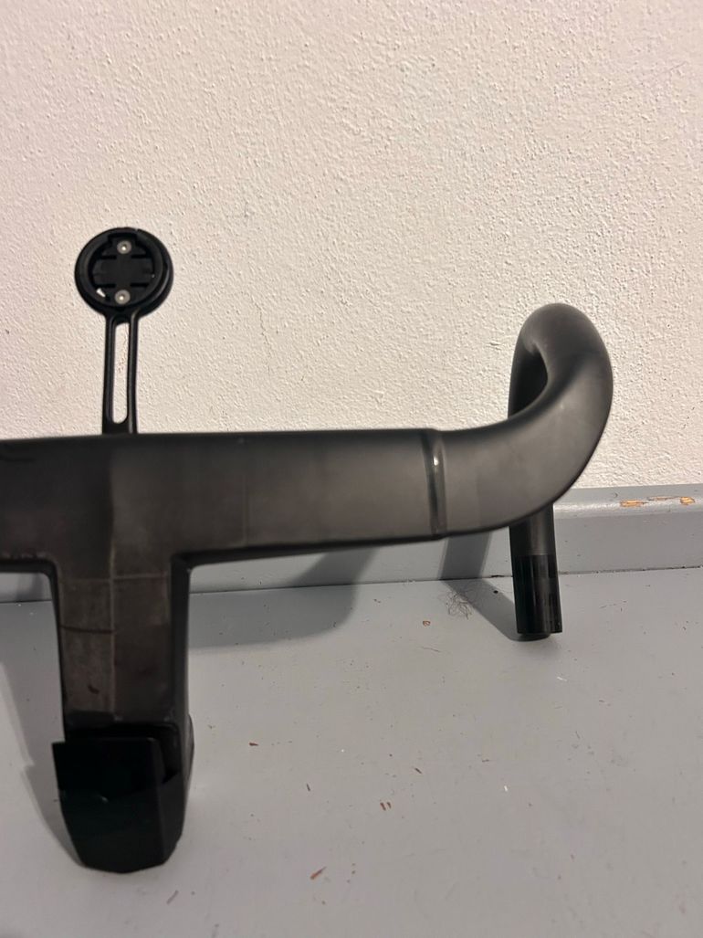 Used Deda Ala Nera Handlebar 2025 bike — image 3 of 11