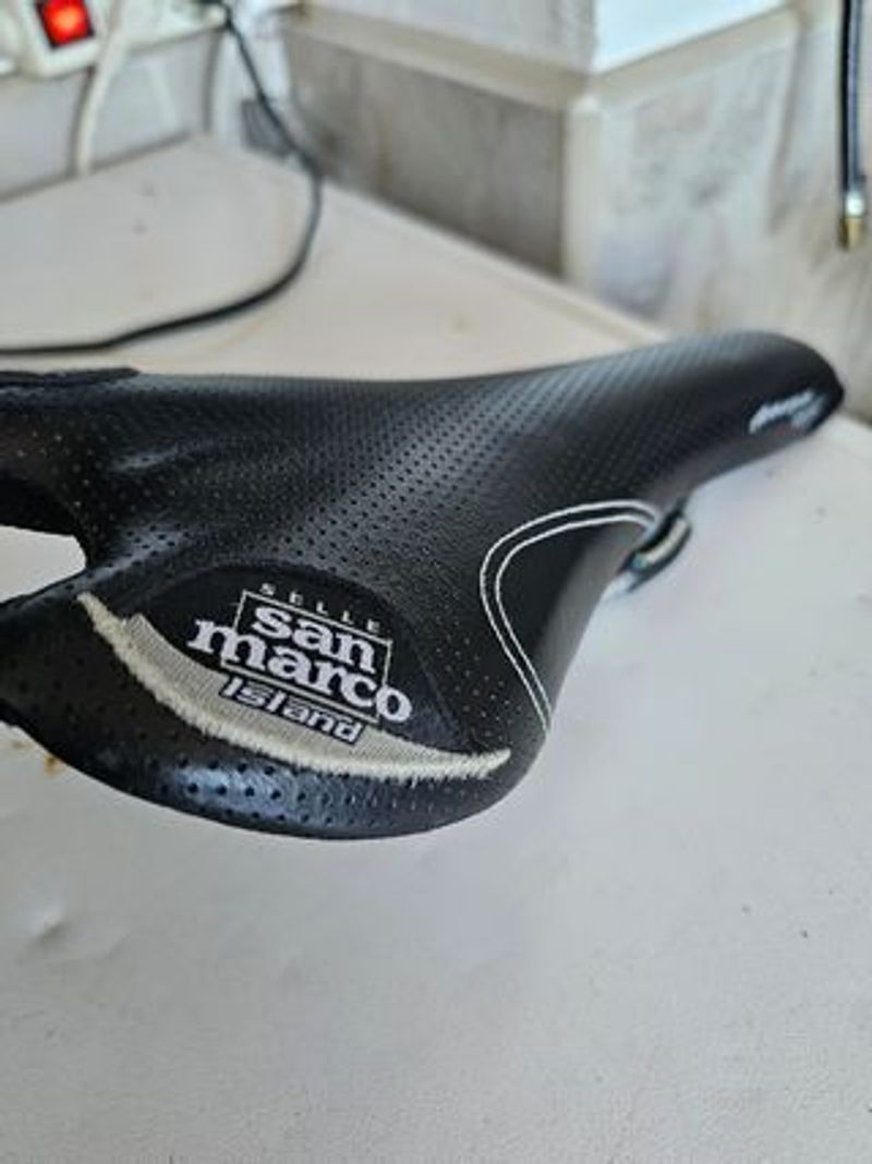 Brugt Selle San Marco Island Saddles & Seatposts