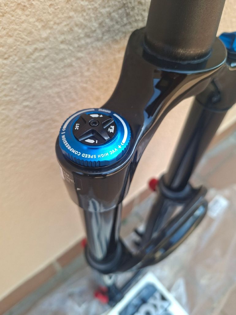 Tweedehands Fox 36 Performance Elite GRIP 2 Fork bike — afbeelding 3 van 6