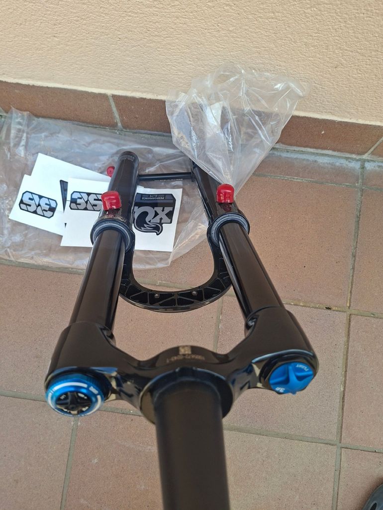 Tweedehands Fox 36 Performance Elite GRIP 2 Fork bike — afbeelding 4 van 6