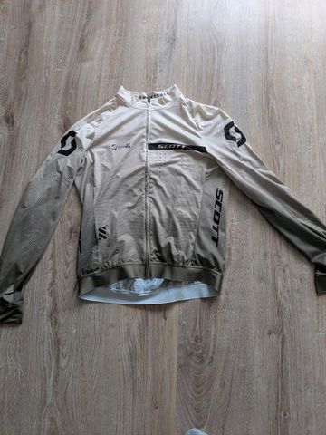 Used Ideal RC Pro LS 2025 bike — image 1 of 4