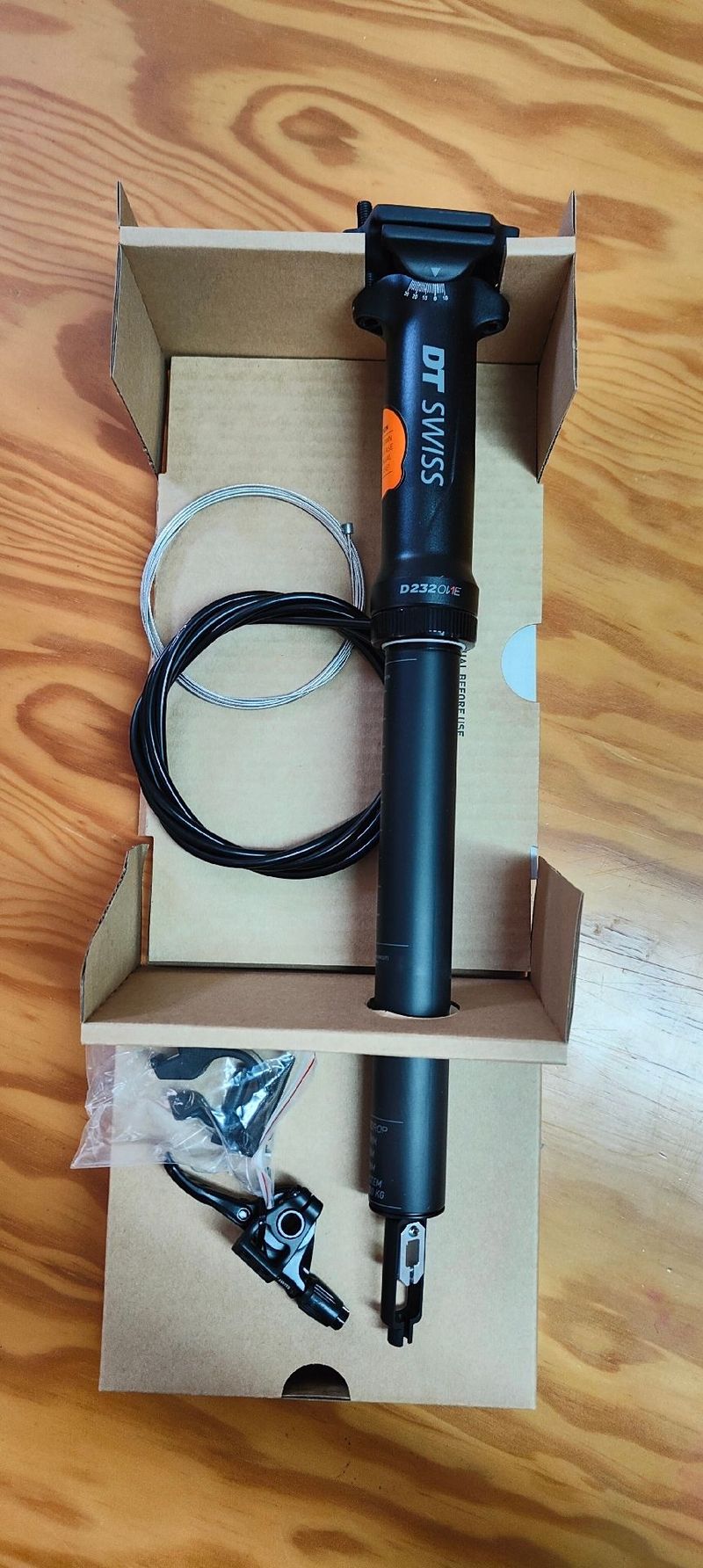 Used Dt Swiss D 232 ONE Carbon Dropper Post Saddles & Seatposts