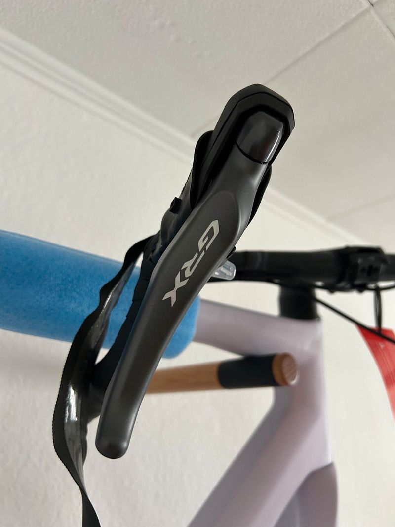 Used Shimano GRX ST-RX820 2026 Brakes