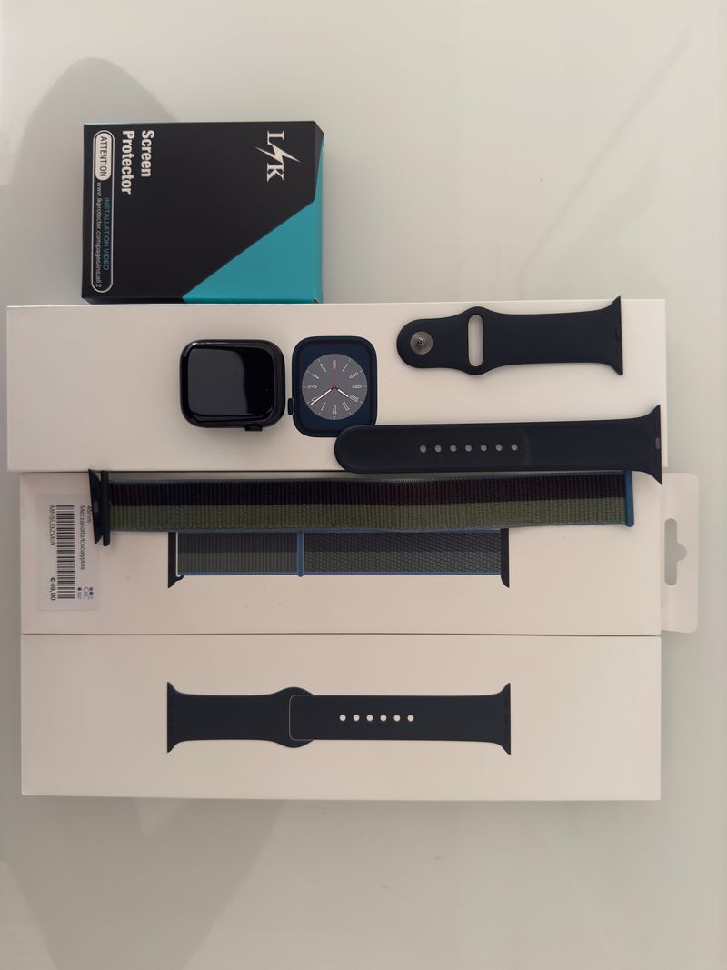 Used apple Watch Series 8 GPS 2022 Electronics