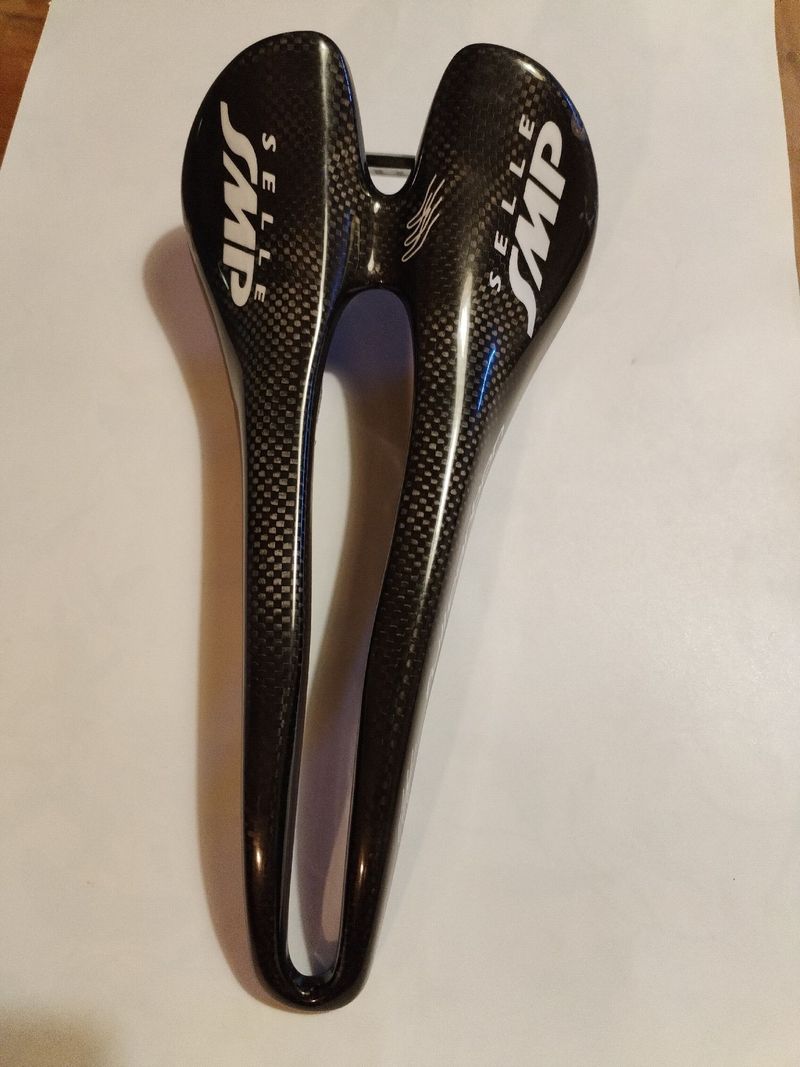 Used Selle Smp Full Carbon Saddles & Seatposts