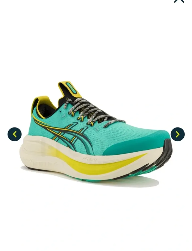 Asics Nimbus 28 TR Running Shoes d'occasion
