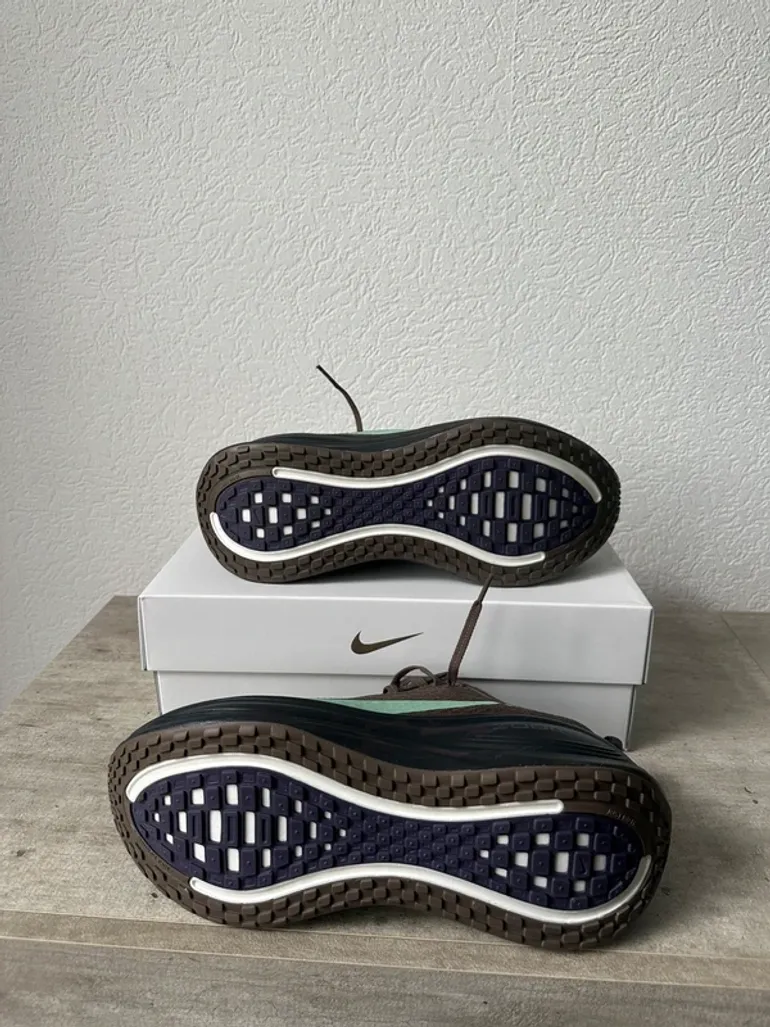 Tweedehands Nike Vomero Plus bike — afbeelding 3 van 8