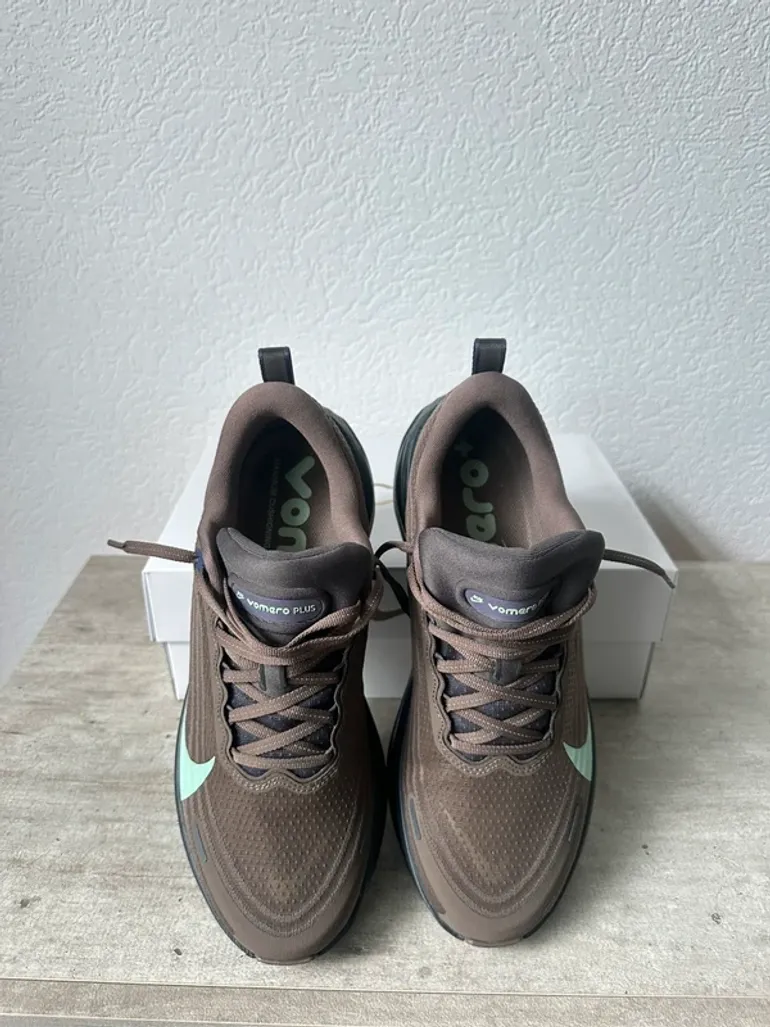 Tweedehands Nike Vomero Plus bike — afbeelding 4 van 8
