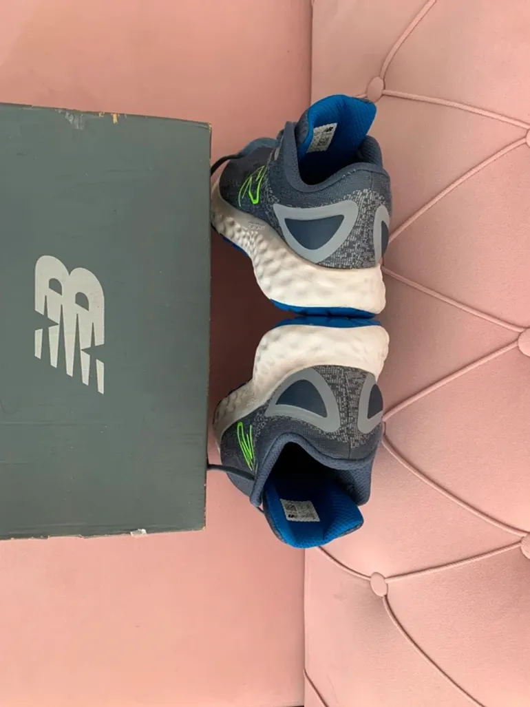 Tweedehands New Balance Fresh Foam EVOZ v2 bike — afbeelding 11 van 15
