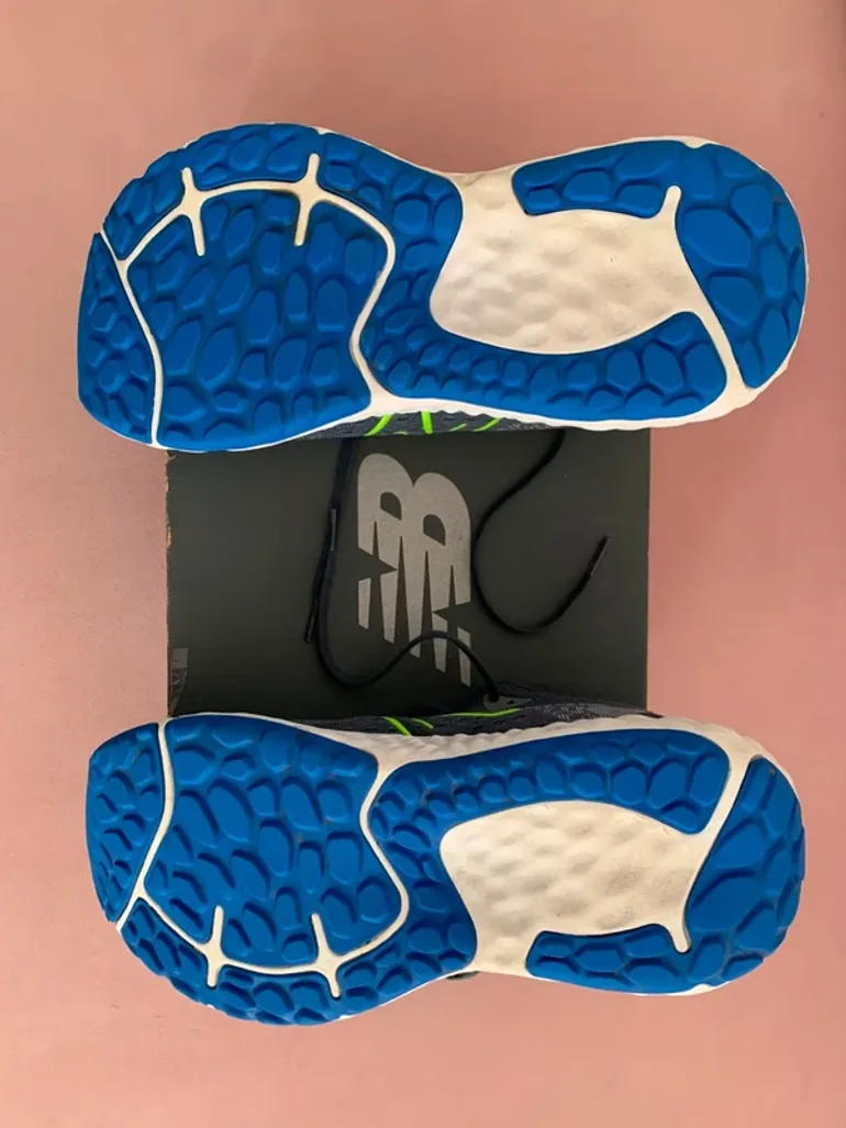 Tweedehands New Balance Fresh Foam EVOZ v2 bike — afbeelding 7 van 15