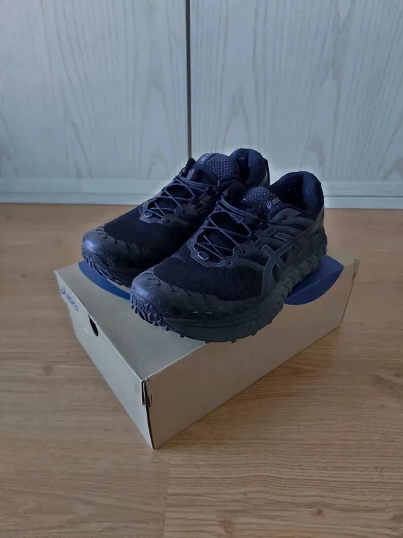Brugt Asics Trabuco Max Running Shoes
