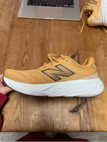 Tweedehands New Balance Fresh Foam X 880 v15 bike — afbeelding 3 van 6