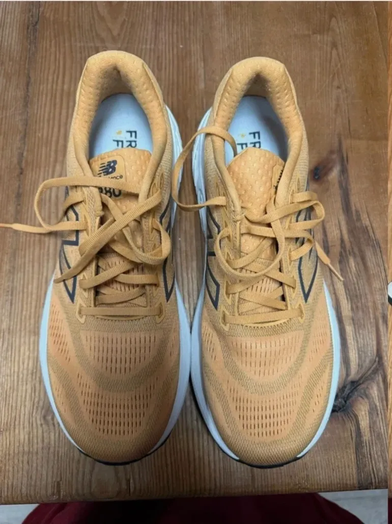 Tweedehands New Balance Fresh Foam X 880 v15 bike — afbeelding 2 van 6