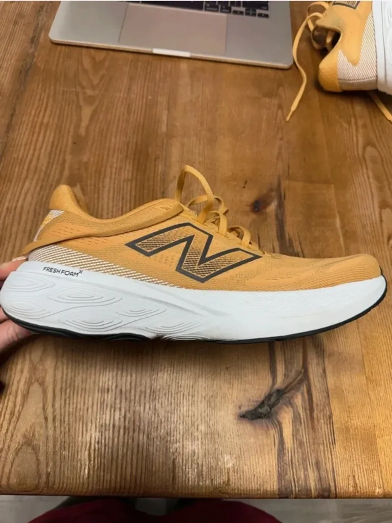 Tweedehands New Balance Fresh Foam X 880 v15 bike — afbeelding 4 van 6