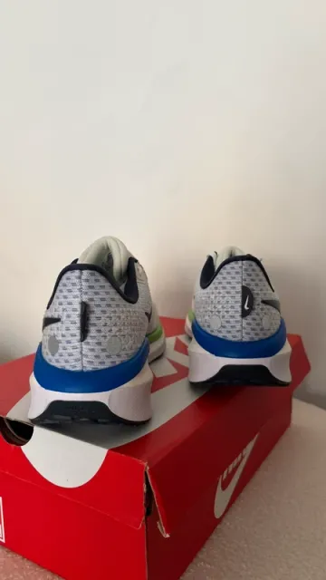 Used Nike Vomero 17 bike — image 2 of 5