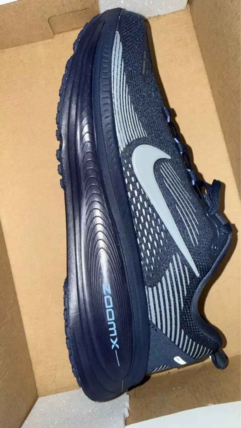 Tweedehands Nike Vomero 18 bike — afbeelding 6 van 7