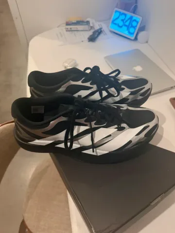 Used Adidas Adizero Evo SL EXO bike — image 2 of 5