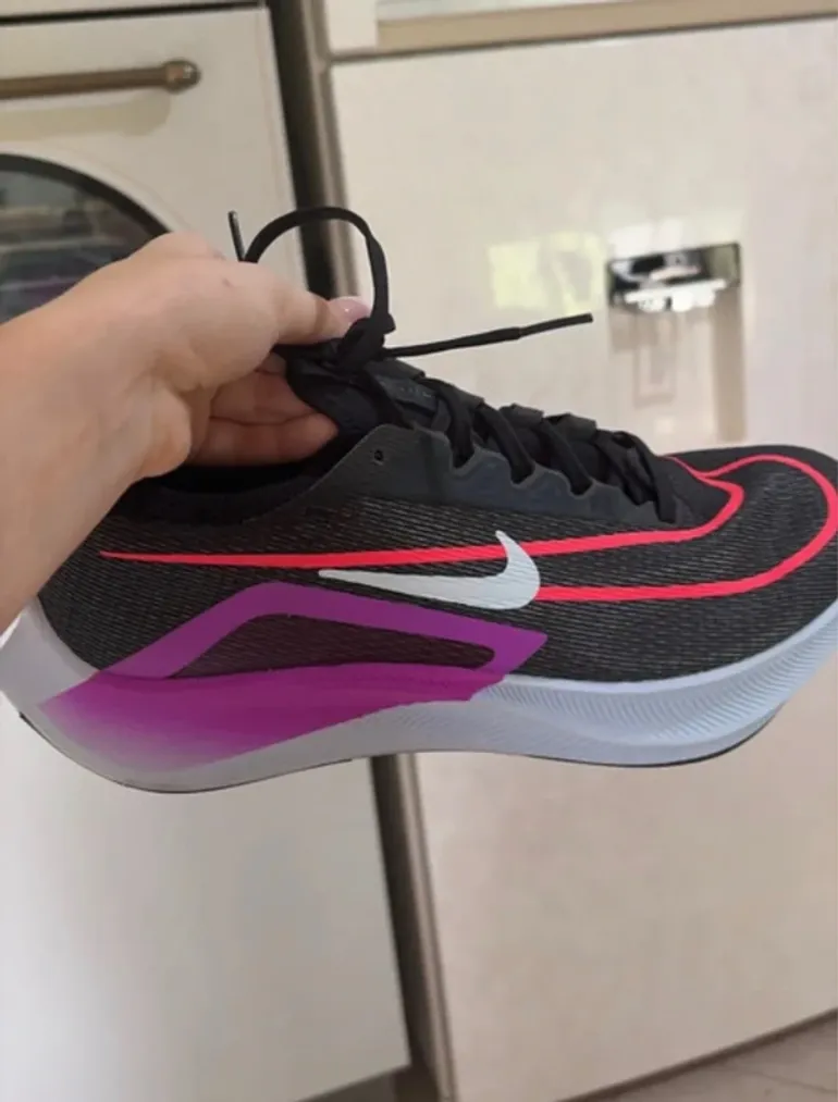 Used Nike Zoom Fly 4 bike — image 9 of 15