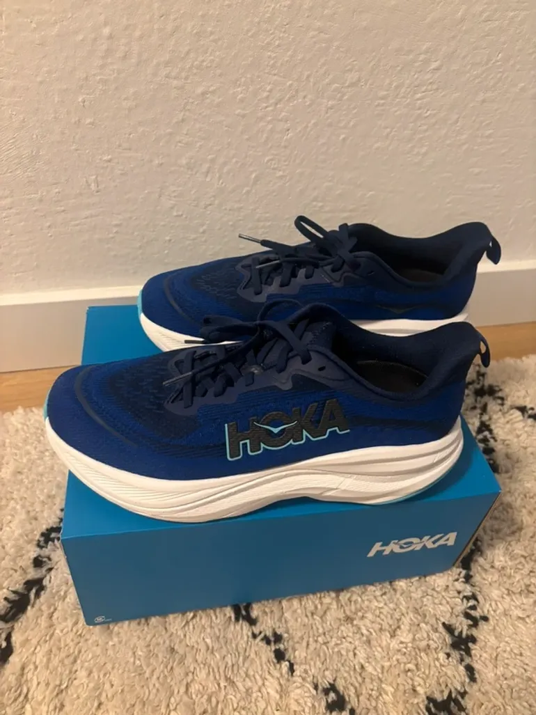 Used Hoka Skyflow bike — image 2 of 6