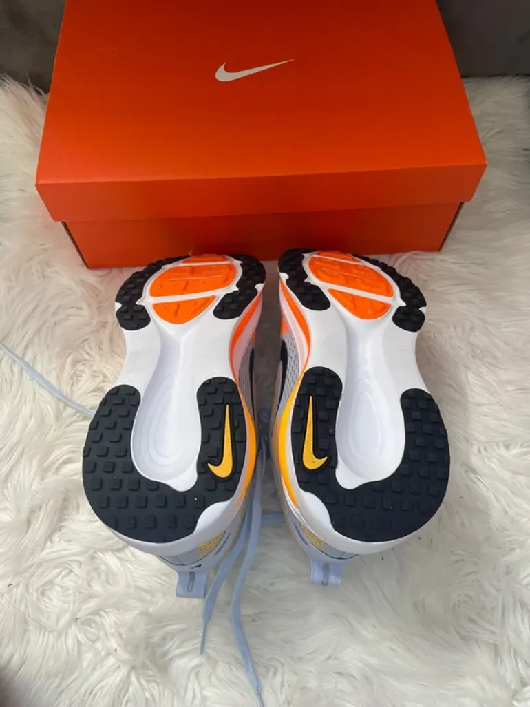 Used Nike Vomero 18 bike — image 4 of 5