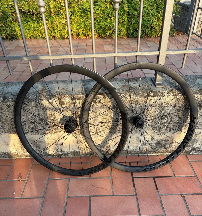 Bontrager Aeolus Elite 35 TLR Disc Wheels d'occasion