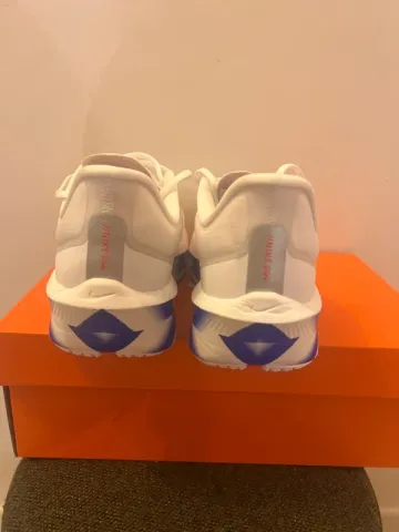 Used Nike Zoom Fly 6 bike — image 5 of 8
