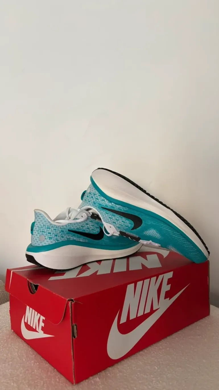 Nike Vomero 17 bike usato — immagine 2 di 6