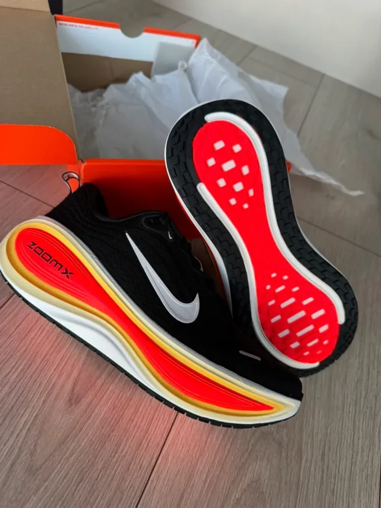 Gebrauchtes Nike Zoom Vomero 18 Plus bike — Bild 2 von 6