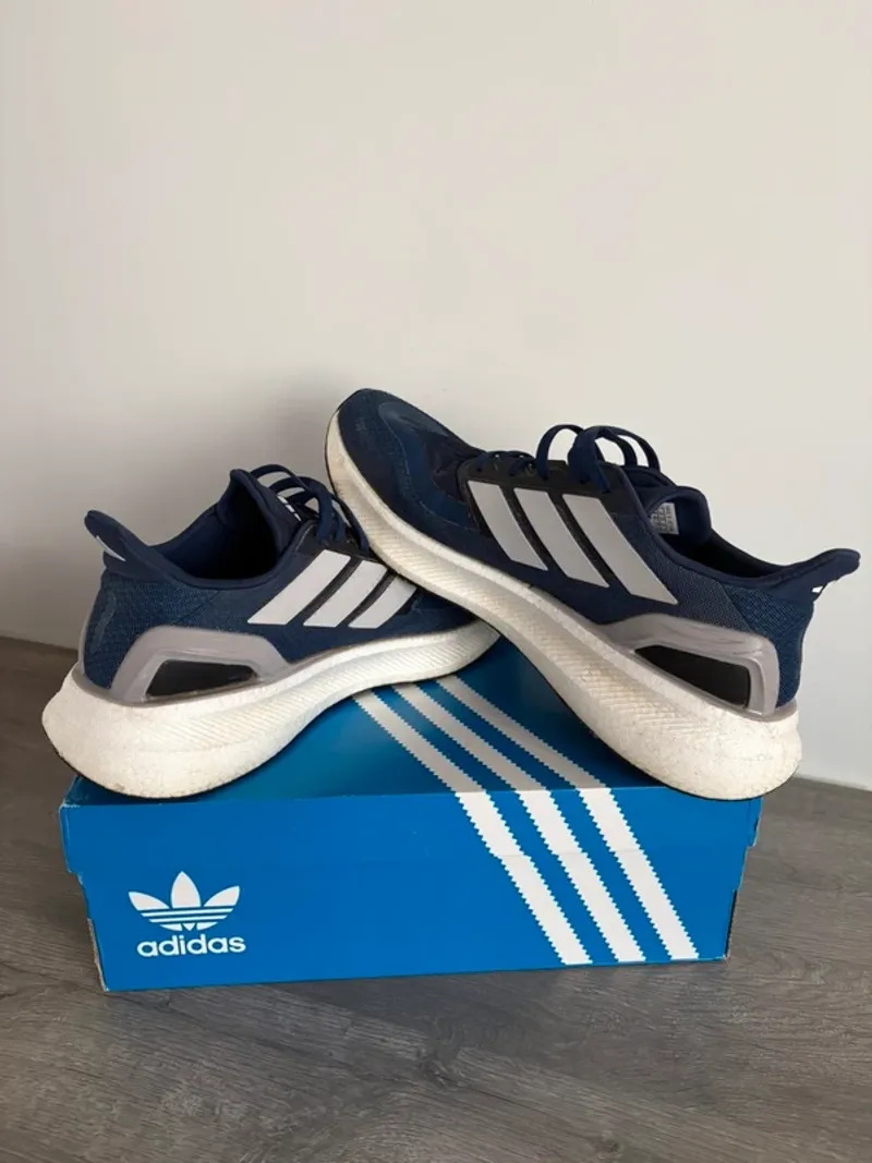 Použité Adidas Pureboost 5 Running Shoes