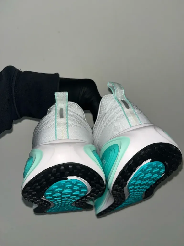 Used Nike Vomero bike — image 4 of 5