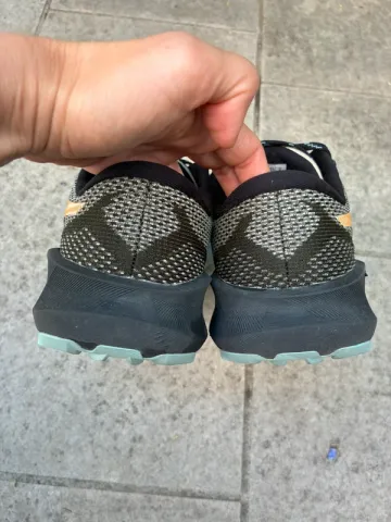 Używany Asics Trabuco 14 bike — zdjęcie 8 z 9