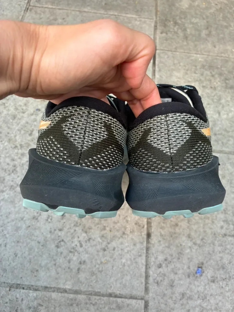 Używany Asics Trabuco 14 bike — zdjęcie 8 z 9