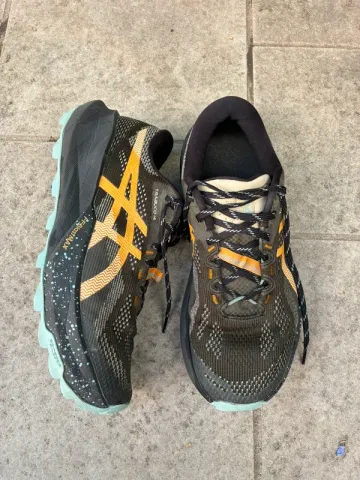Używany Asics Trabuco 14 bike — zdjęcie 1 z 9