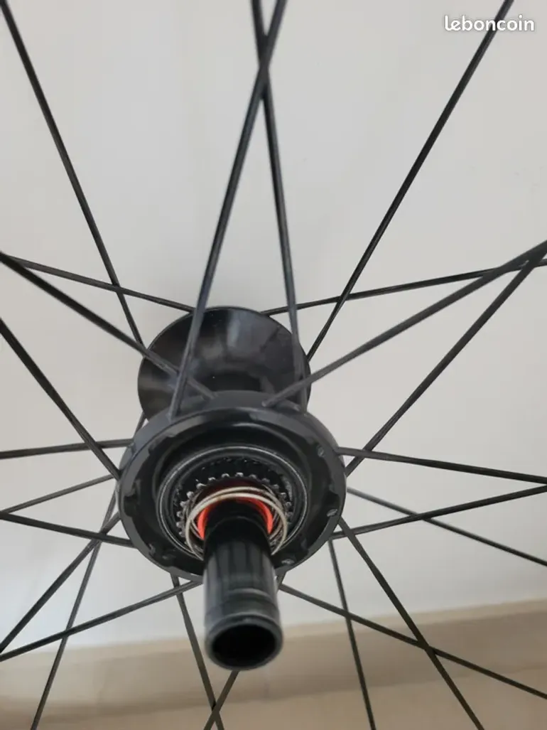 Roval Rapide CLX II 2024 bike d'occasion — image 7 sur 15