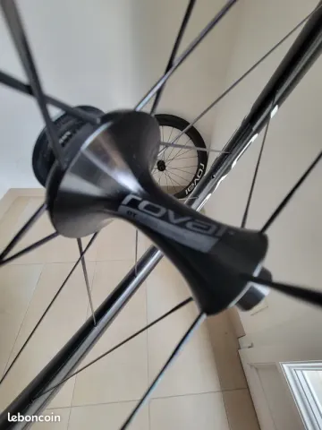 Roval Rapide CLX II 2024 bike d'occasion — image 9 sur 15