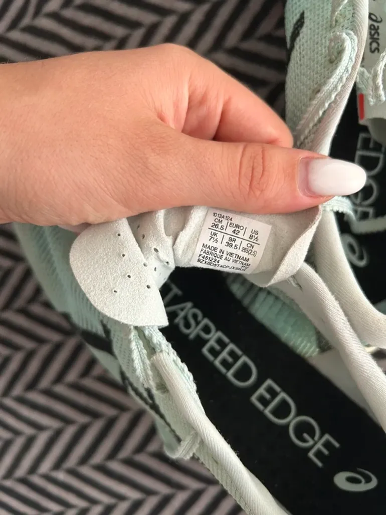 Tweedehands Asics Metaspeed Edge bike — afbeelding 4 van 4
