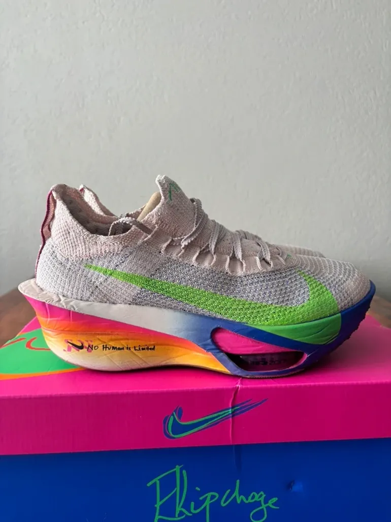 Used Nike Alphafly Next% 3 bike — image 2 of 14