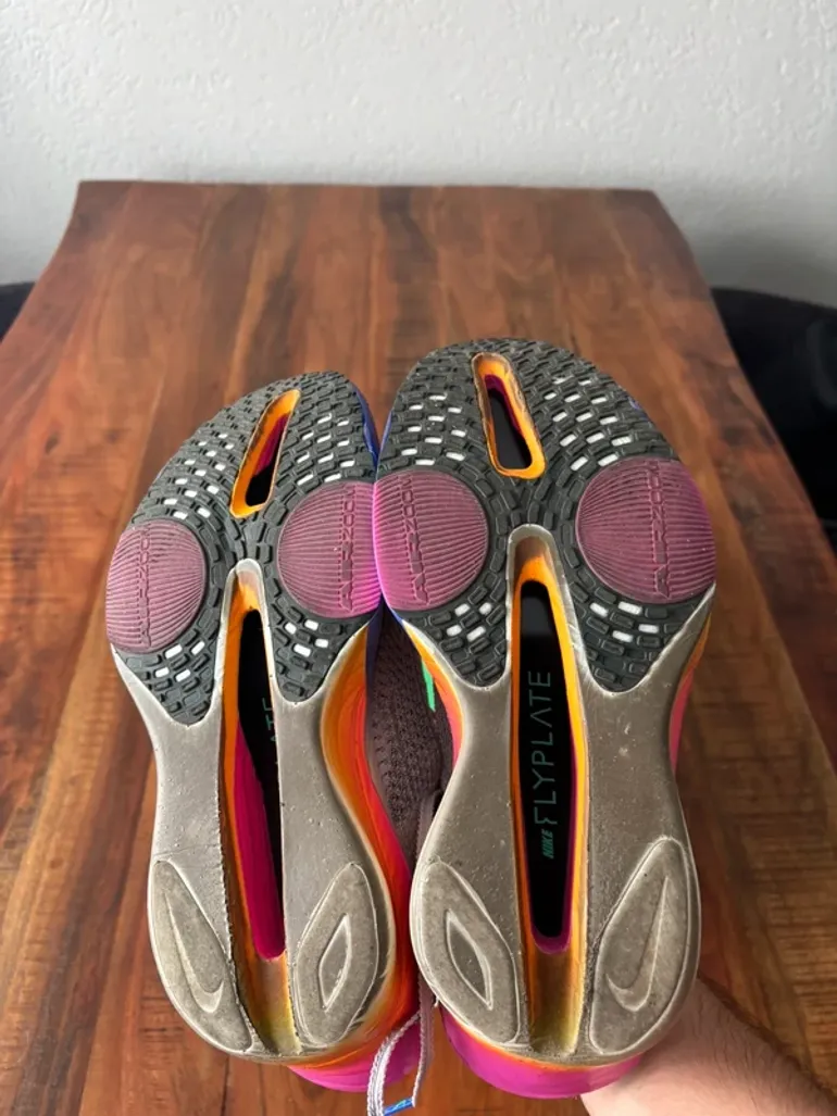 Used Nike Alphafly Next% 3 bike — image 8 of 14