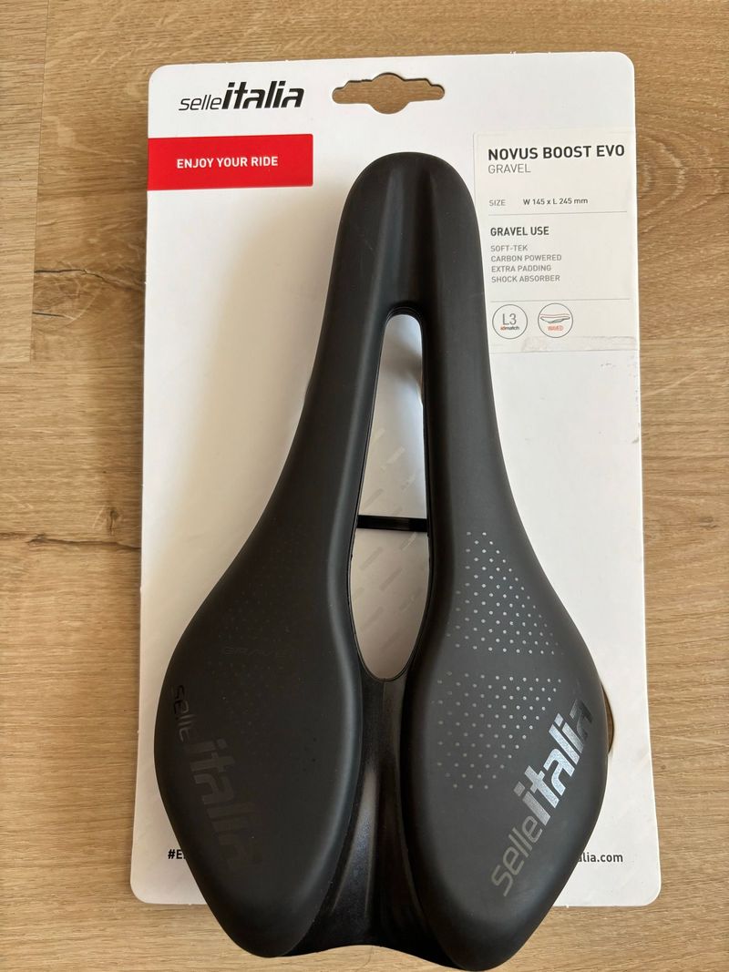 Gebrauchtes Selle Italia Novus Boost Evo 2026 Saddles & Seatposts