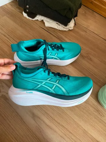 Used Asics Nimbus bike — image 1 of 3