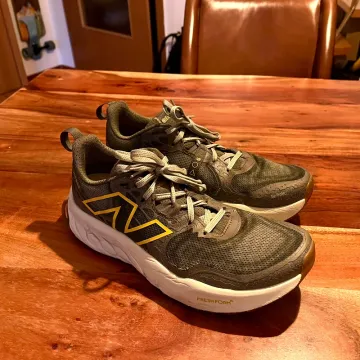 Gebrauchtes New Balance Hierro v8 bike — Bild 1 von 6