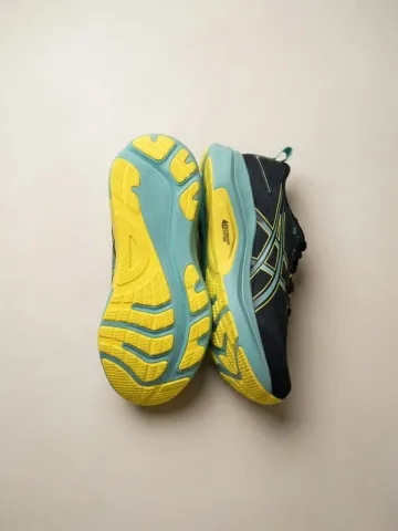 Gebrauchtes Asics GEL-SUPERION 9 2026 bike — Bild 2 von 4
