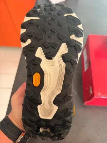 Gebrauchtes New Balance Hierro V9 bike — Bild 4 von 9