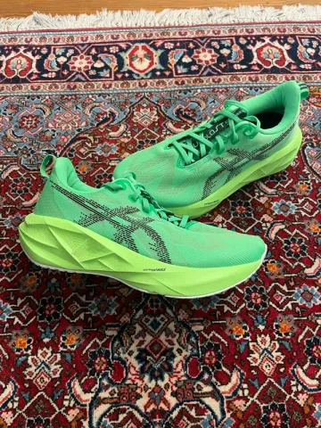 Asics Novoblast 5 bike usato — immagine 1 di 7