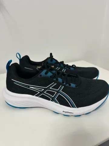 Used Asics Running Shoes bike — image 1 of 7